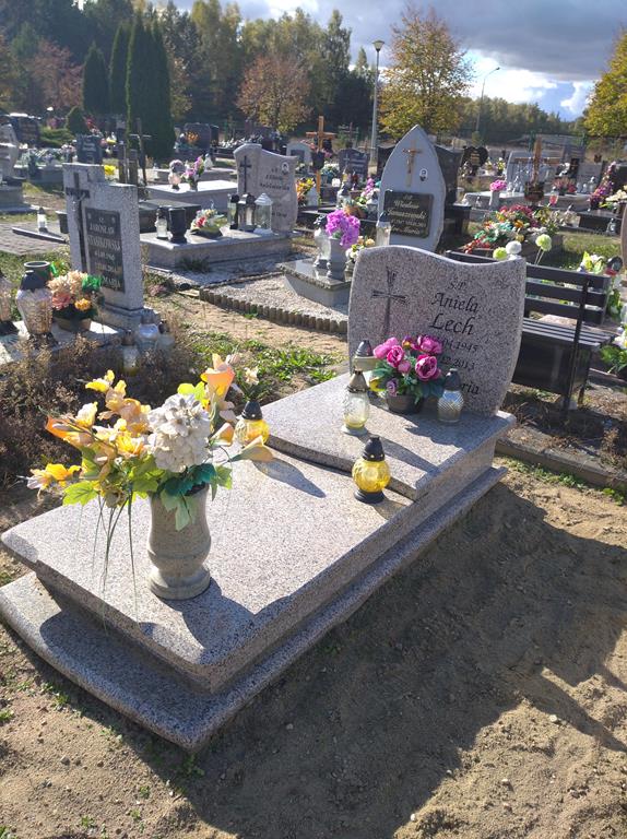 Aniela Lech 1945 Koronowo - Grobonet - Wyszukiwarka osób pochowanych